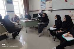 بازدید تیم کارشناسی شبکه بهداشت و درمان خنج از پایگاه پزشک خانواده شهر و مرکز خدمات جامع سلامت شماره 2 خنج