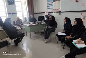 بازدید تیم کارشناسی شبکه بهداشت و درمان خنج از پایگاه پزشک خانواده شهر و مرکز خدمات جامع سلامت شماره 2 خنج